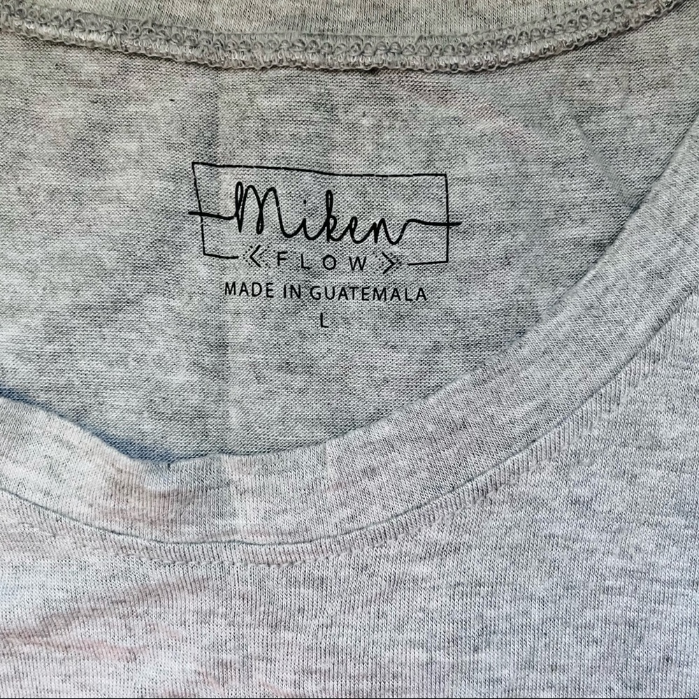 Basic grey tank - Picture 2 of 2
